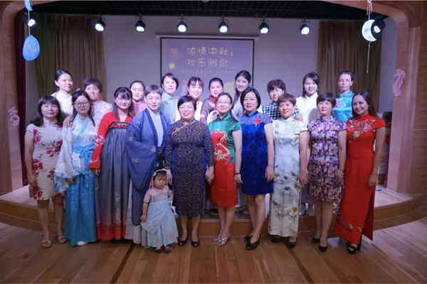 小宝很忙-圣地雅歌幼儿园新学期活动丰富多彩